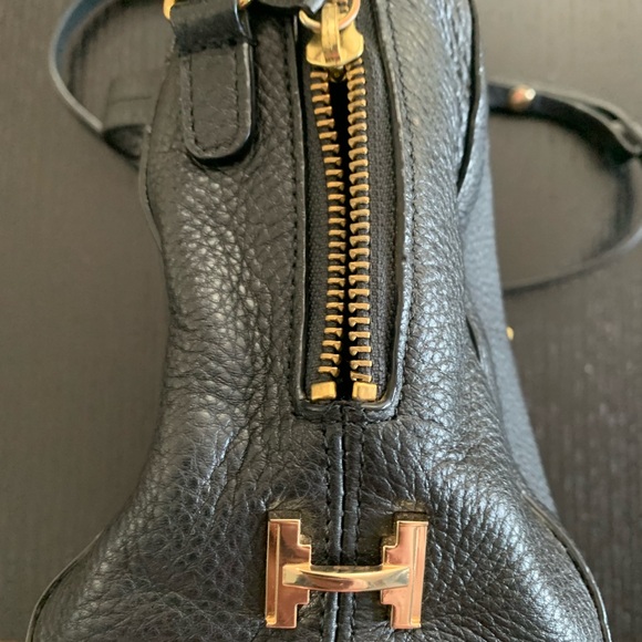 Halston Heritage Crossbody Camera style bag in black Pebbled Leather. EUC - Picture 3 of 8